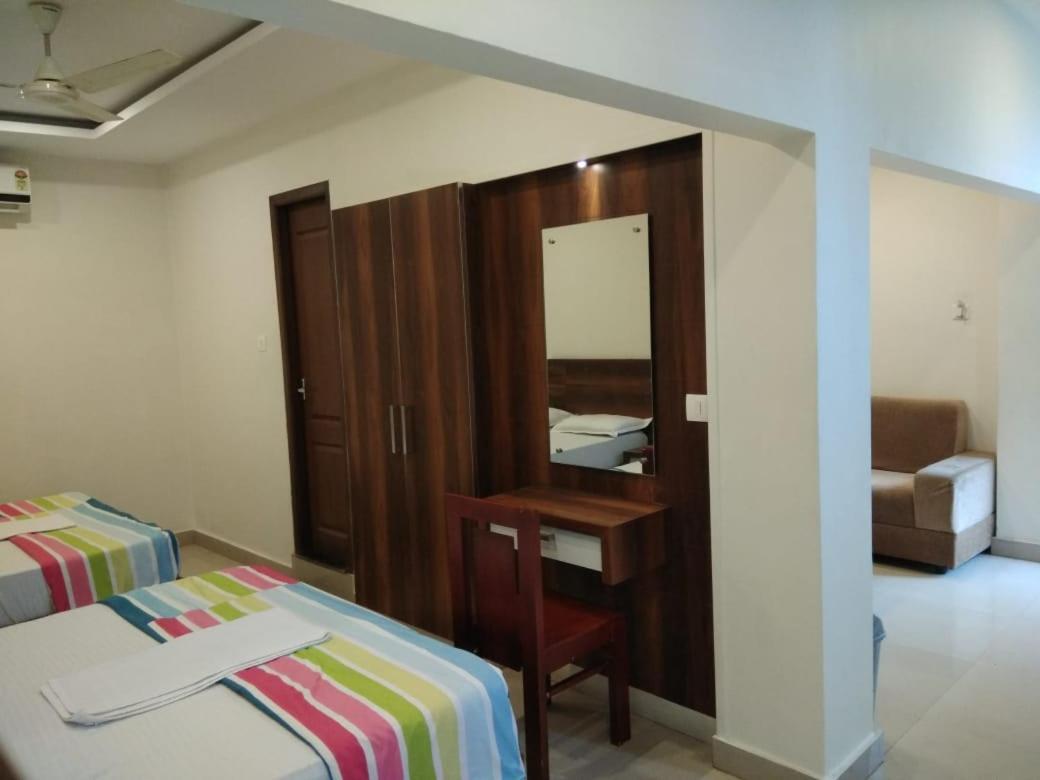 Tirur Tourist Home Esterno foto